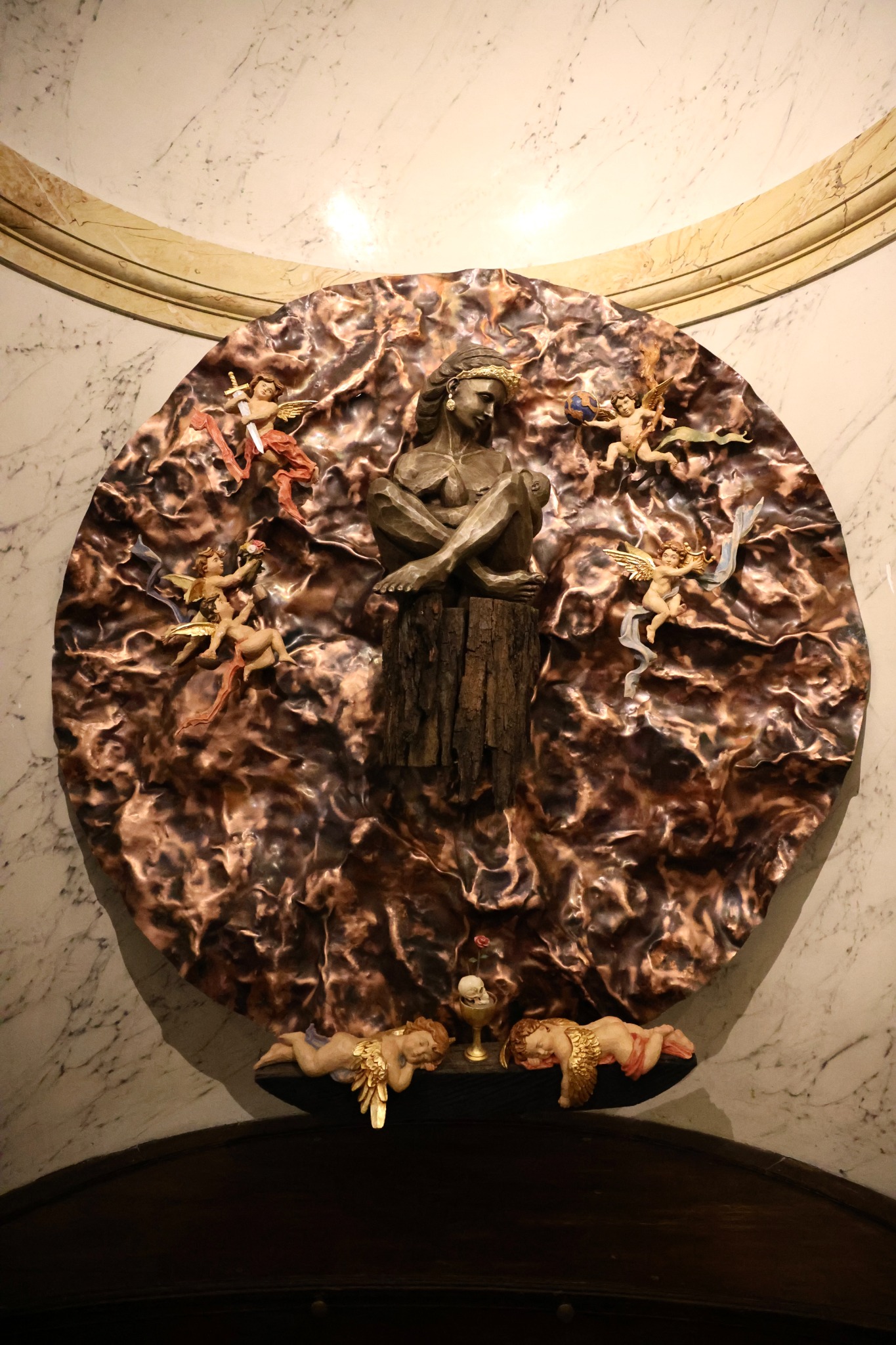 Mutterliebe by Joachim Seitfudem in St. Jacob’s Church, Antwerp