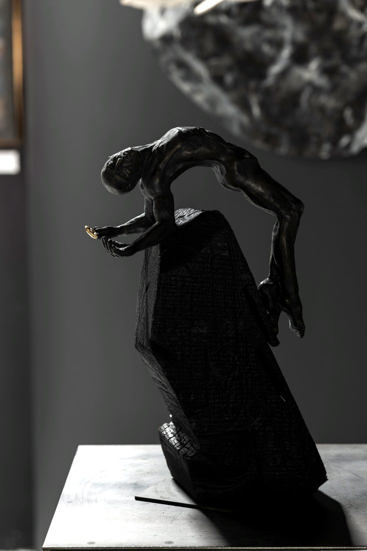 Oath / Schwur, Bronze work by Joachim Seitfudem