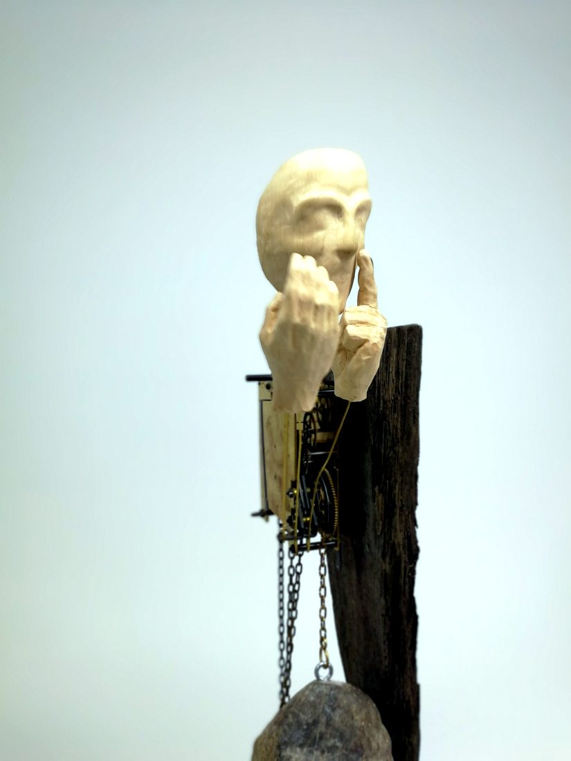 Schwere Entscheidung, Wood work by Joachim Seitfudem
